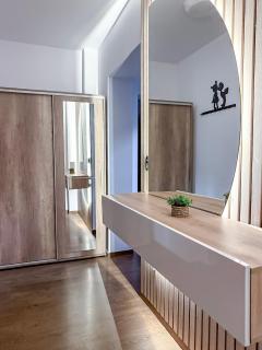 Bucharest Central & Spacious 3Br 3Ba Family Apt - 8