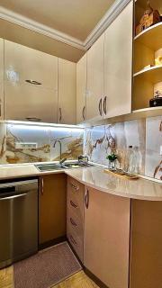 Hanrapetutyan Apartment - 9