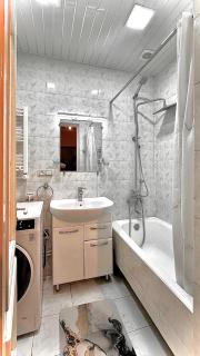 Hanrapetutyan Apartment - 2