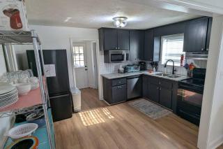 Pet & family friendly home with Arcade Game! - 9