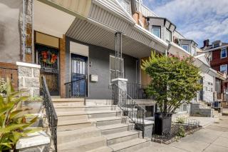 Private Backyard Jawn! Multi-Level Philly Rowhouse - 0