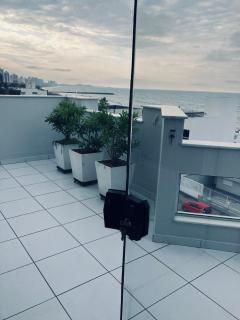 Cobertura com frente para o mar no centro de Piçarras - 5