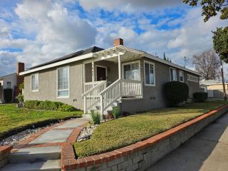 Single Family House 3BR near DTLA - 8