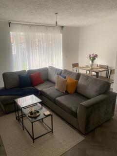 Airy 2 bedroom house in Kent - 7