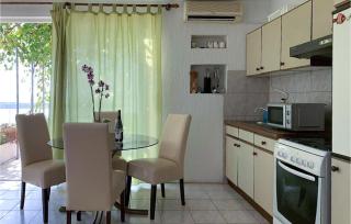 1 Bedroom Beautiful Apartment In Rab - 3