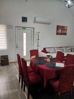 HOLIDDAY HOUSE THE LUx - 8