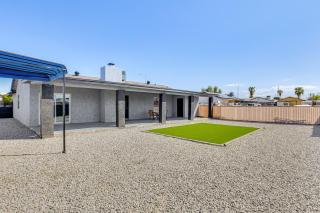 3 Mi to Desert Diamond Arena Peoria Home with Yard! - 8