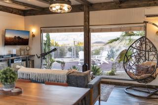 The Joshua Tree Chalet - 6