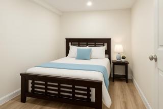 Melrose Place Poolside Hideaway Basement Suite Sleeps 6 plus - 7