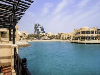 Novotel Bahrain Al Dana Resort - Manama - 9