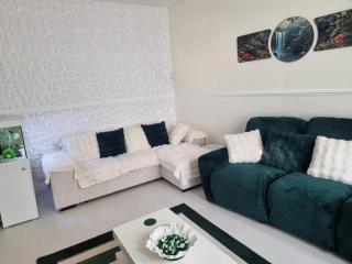 Lackco's Dulux Room for Royals - 7
