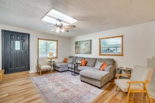 Spacious Deck Waterfront Home in Gun Barrel City! - 5