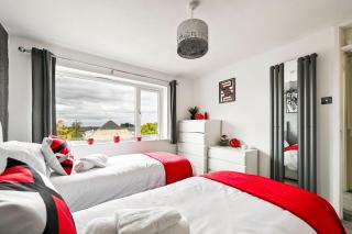 Modern 3-Bed Maisonette - Epping High Street - Parking - LMV Property - 3