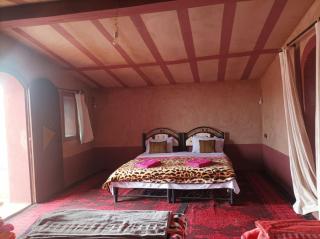 Sahara Bedouin camp - 3