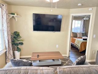 Near Downtown- Kitchen-washerdryer-parking - 3