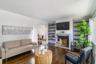 Beautiful Midtown home-sleeps 13 - 8