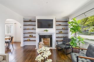 Beautiful Midtown home-sleeps 13 - 7