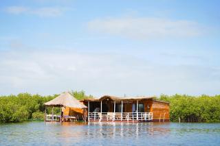 Maison flottante Sweet Malbaly-chambre double- vu sur mer- iles du saloum - 5