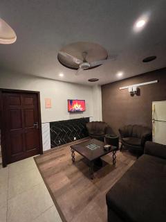 Cozy 1-Bed Apartment in Islamabad - Self Check-In, Kitchen & Balcony - 7