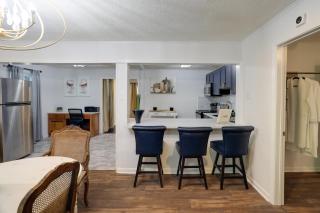 Updated North Greenwood Cottage Less Than 1 Mi to Dtwn! - 4