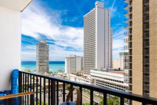 Fully Renovated Ocean View - Near Waikiki Beach & Free Parking - 5