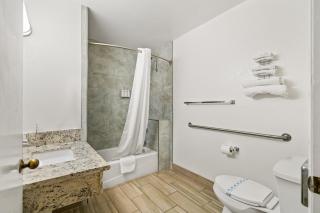 Americas Best Value Inn and Suites -Yucca Valley - 1