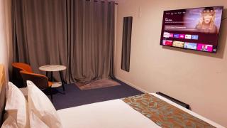 Vienna Motel - 6