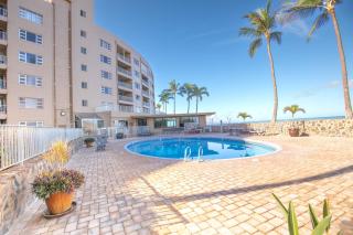 Menehune Shores 601 condo - 8