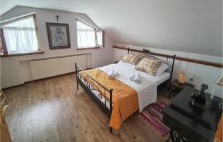 3 Bedroom Beautiful Home In Novi Marof - 2