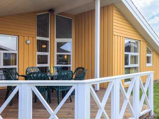 4 star holiday home in FRIEDRICHKOOG - 7