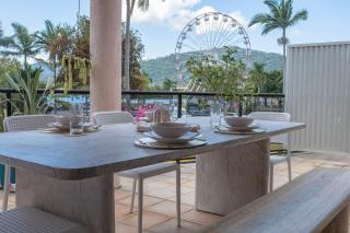 Montipora Luxe Beachside Apartment - 0