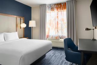 Fairfield Inn and Suites Sacramento Airport Natomas - 6