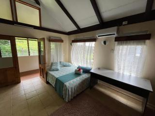 Savusavu Salt Lake Guesthouse - 5