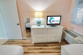 2BR Mariners Cove PoolSteps to Beach3rd Floor! - 3