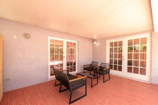 4BR Lakeview vacation home with 5beds, sleeps 10, Game Room, Mins to Sawgrass Mills - 5