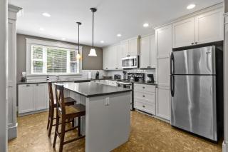 Victorian 4br 25ba 2parking Near Parks & Dt - 6