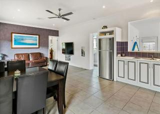 Peninsula Holiday Cottage 10 minutes walk to the beach - 3