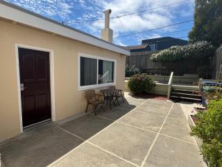 2 Bedroom House OR Private Studio near SF, SFSU and SFO - 7