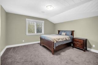 Rockyview Bed & Breakfast - 8