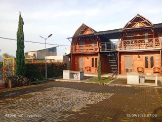 Oase Resort Bandung - 4