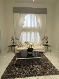 Villa Miami Lakes 2 - 5