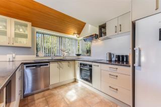 Coastal Sound - Waikawa Holiday Home - 1