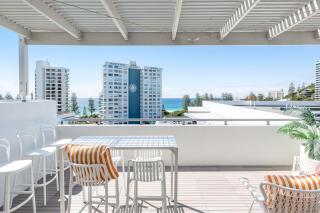 Burleigh Coastal Family Escape by Housemark Escapes - 7