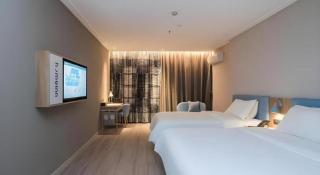 Home Inn Neo Leshan Central Food Street - 6
