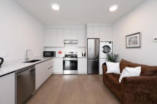 New 2BR Suite With Great Ocean View in West Vancouver - 9