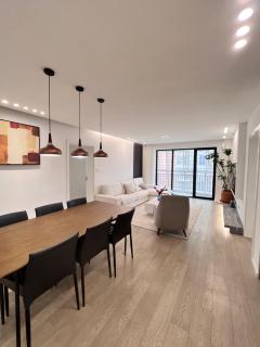 Vintage-Style, Fully Equipped Apartment with 3Bedroom - 3