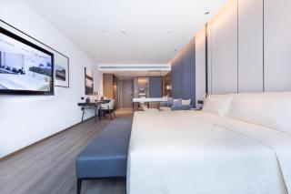 Atour Hotel Jinan Tangyan Century Avenue - 1