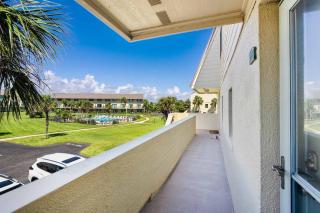 Oceanfront Pool Tennis BBQ Patio Free Parking - 5