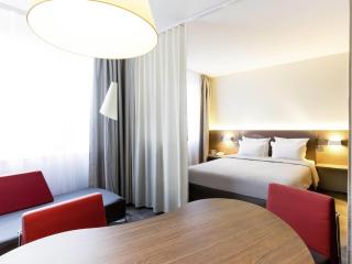 Novotel Suites Genève Aéroport - Geneva - 7