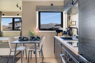Premium Studio by Arctic Seasons - A Cozy Luxury Escape at the Top of Tromsø - 5